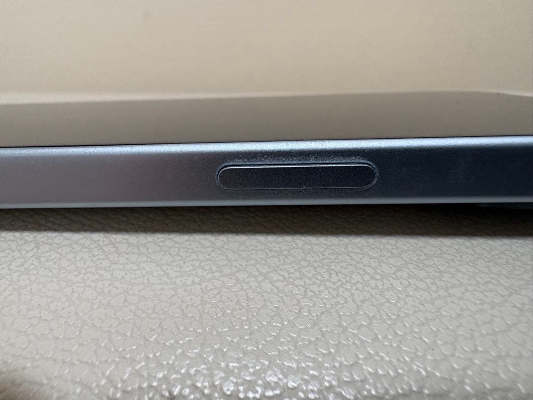 iPhone 15 SIMフリー｜バッテリー99%・充電194回｜美品