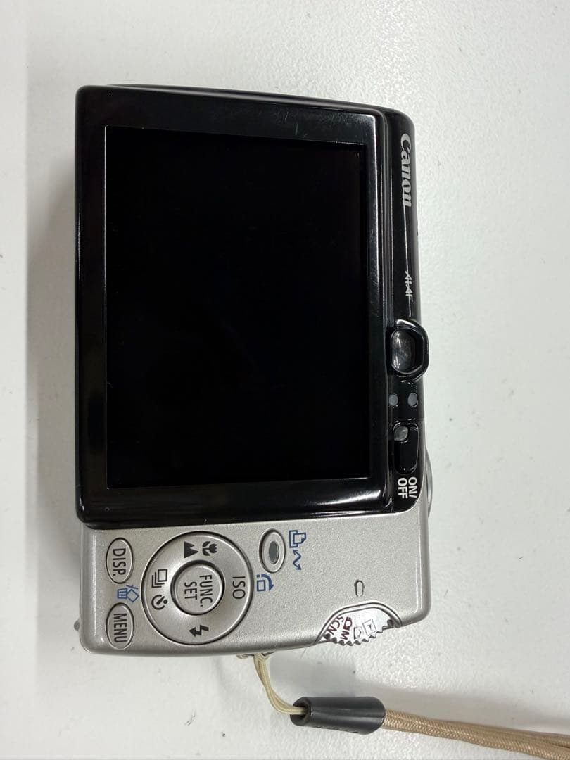 Canon IXY DIGITAL 800 IS 本体と付属品