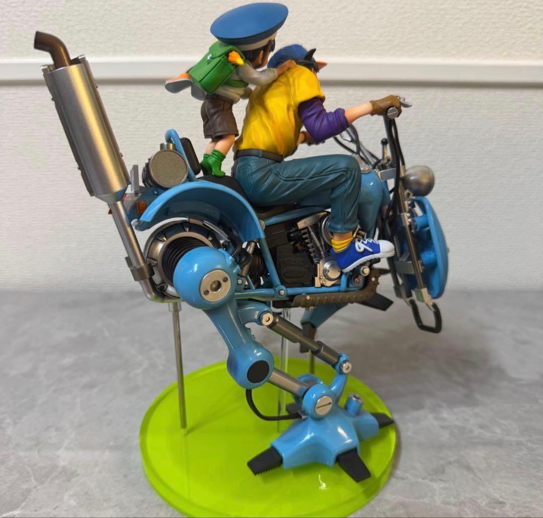 ドラゴンボール　デスクトップリアルマッコイ　孫悟空&孫悟飯　二足歩行ロボット