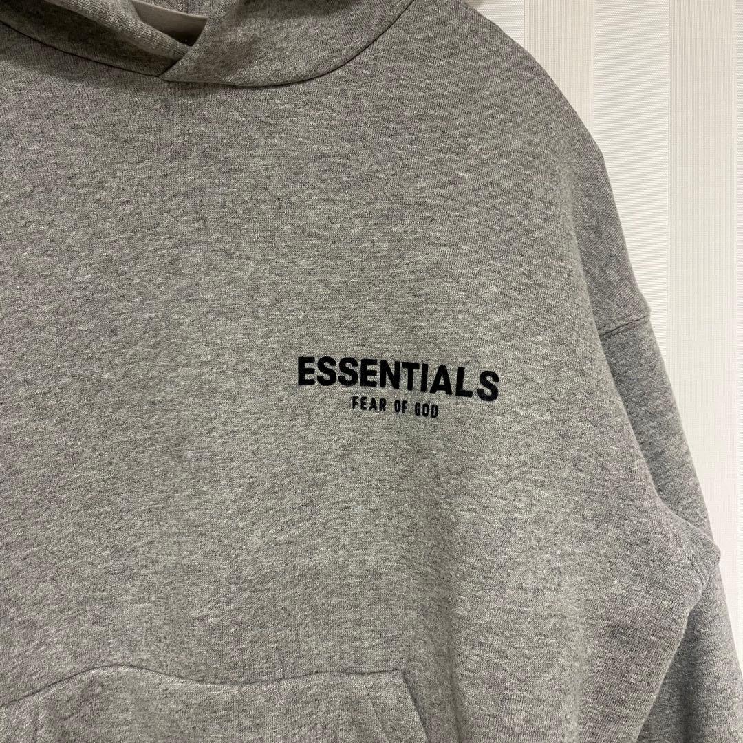 ESSENTIALS フード付きパーカー グレー
