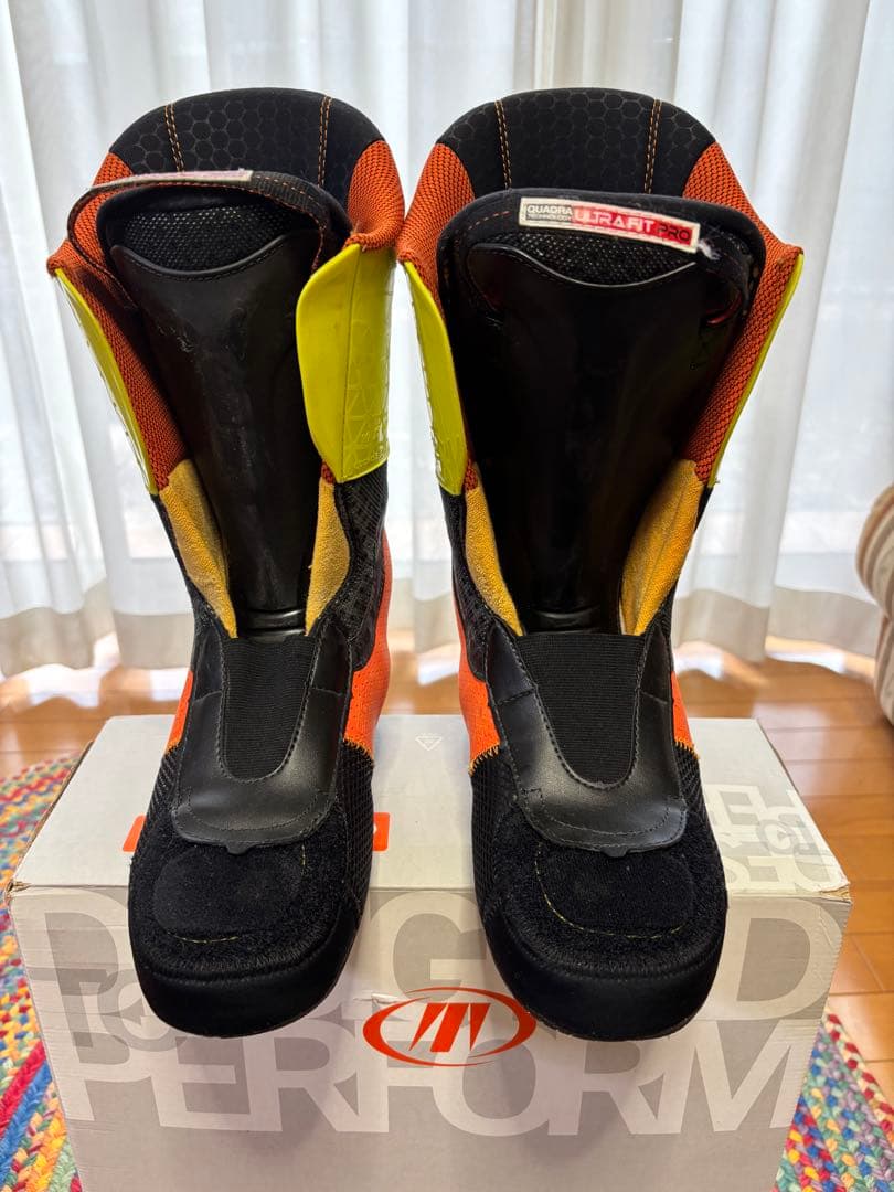 TECNICA/テクニカ スキーブーツ COCHISE コーチス 130 中古品