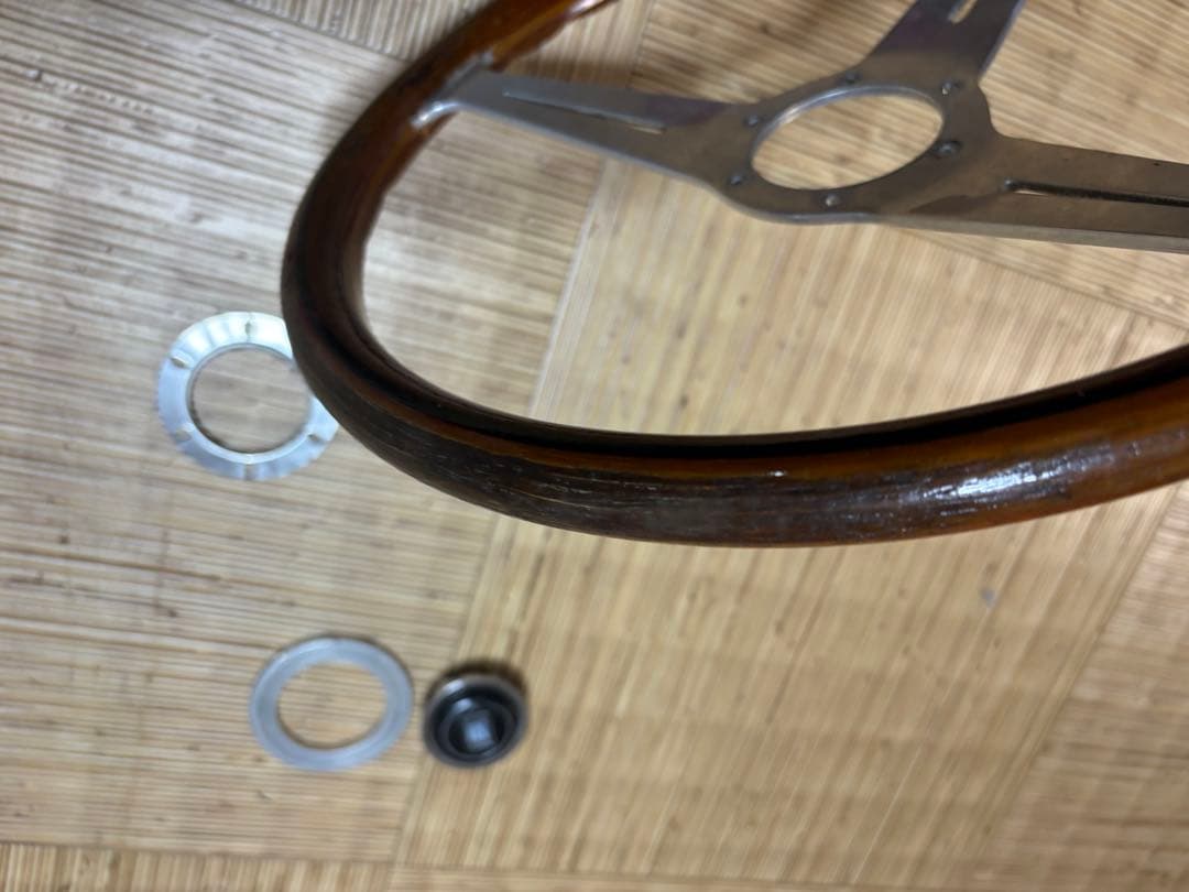 つー本物ナルディー　クラシックウッドステアリング36.5パイ旧車ビンテー