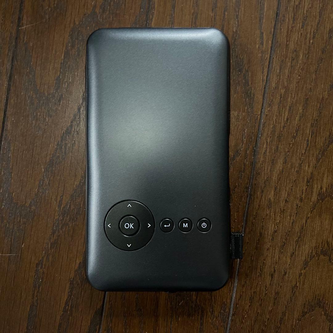 【値下げ】UENO-mono ミニスマートプロジェクター KABENI