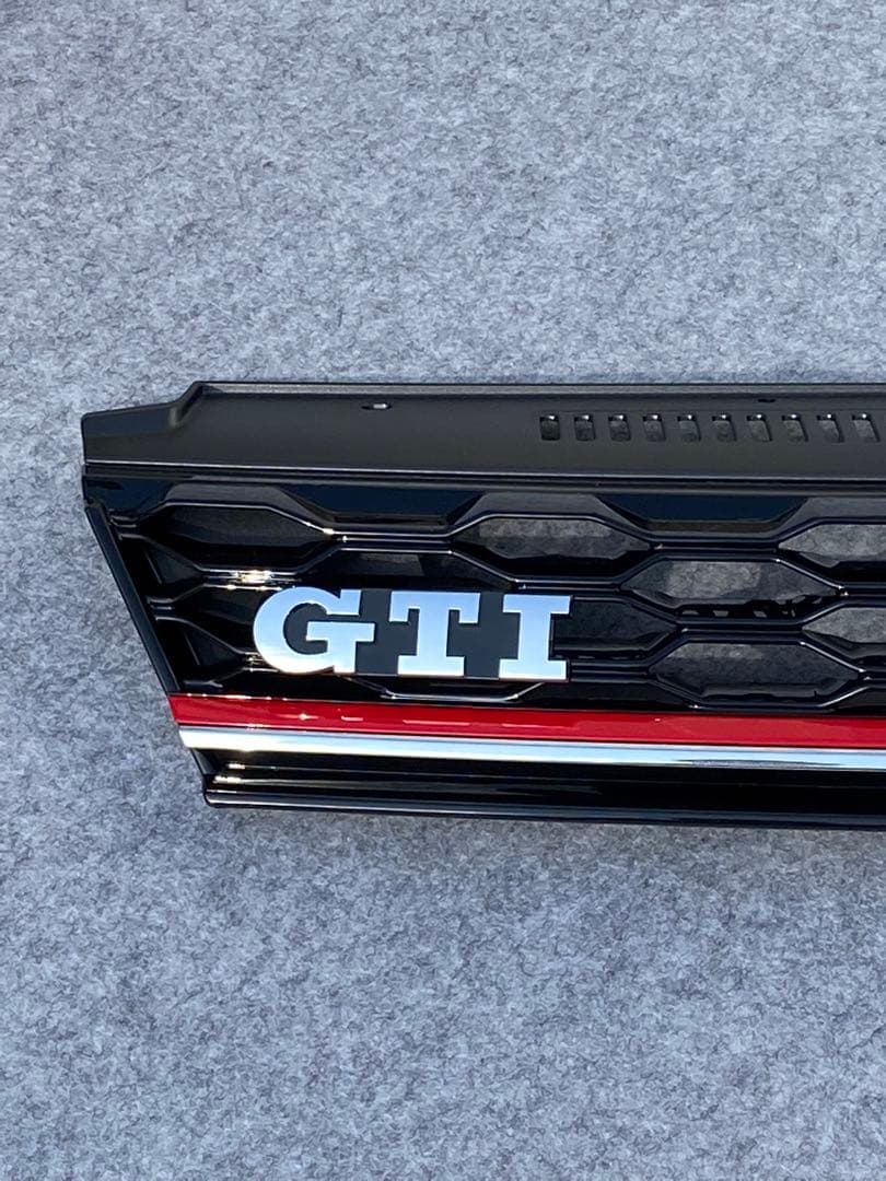 フォルクスワーゲンGOLF GTI 7.5 グリル