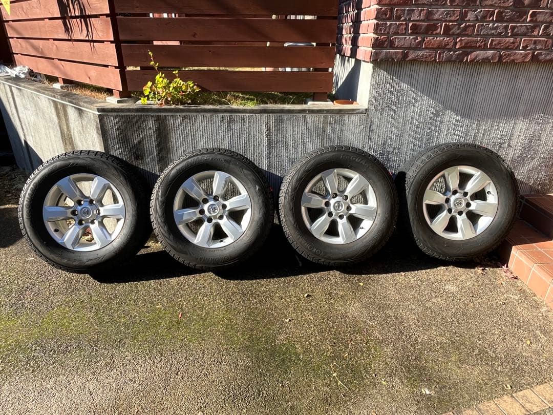 ランドクルーザープラド150 中期純正ホイール17インチタイヤ・ホイールセット