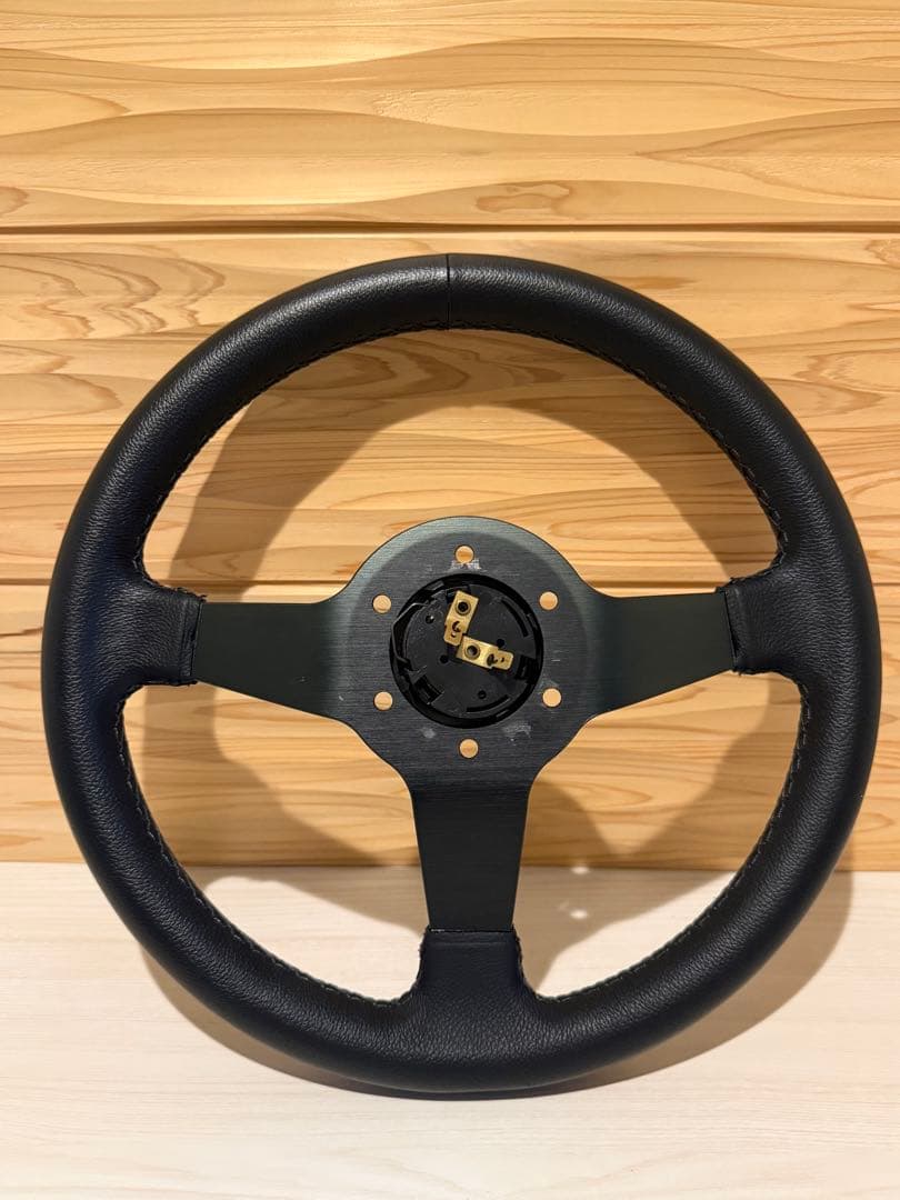 レナウン ステアリング ブラック