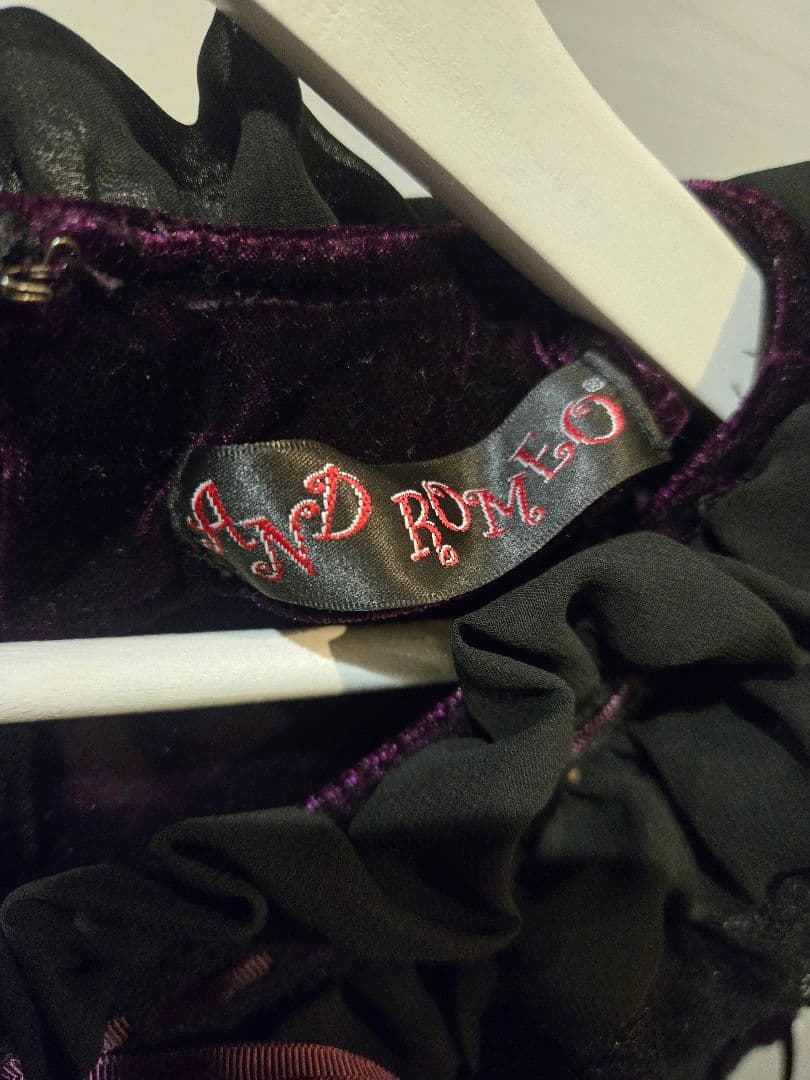 AND ROMEO 長袖ワンピース