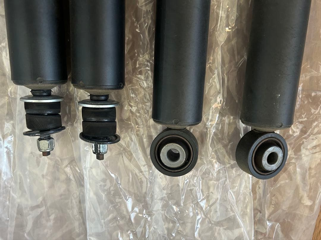 ★ ジムニー JB64 ショックアブソーバー 純正 4本セット ★