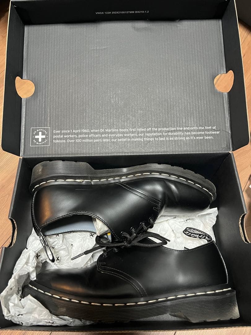 NEIGHBORHOOD × DR. MARTENS