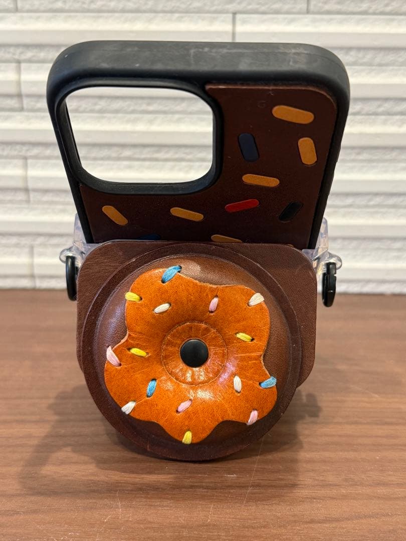 ドーナツデザイン iPhone16ProMaxケースセット　革　新品未使用