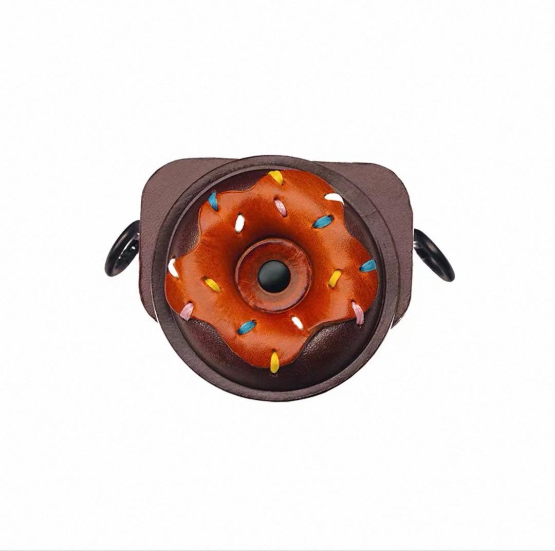 ドーナツデザイン iPhone16ProMaxケースセット　革　新品未使用