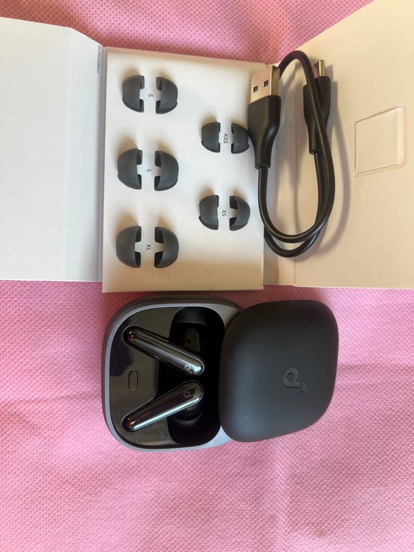 Liberty 5 ワイヤレスイヤフォン ブラック