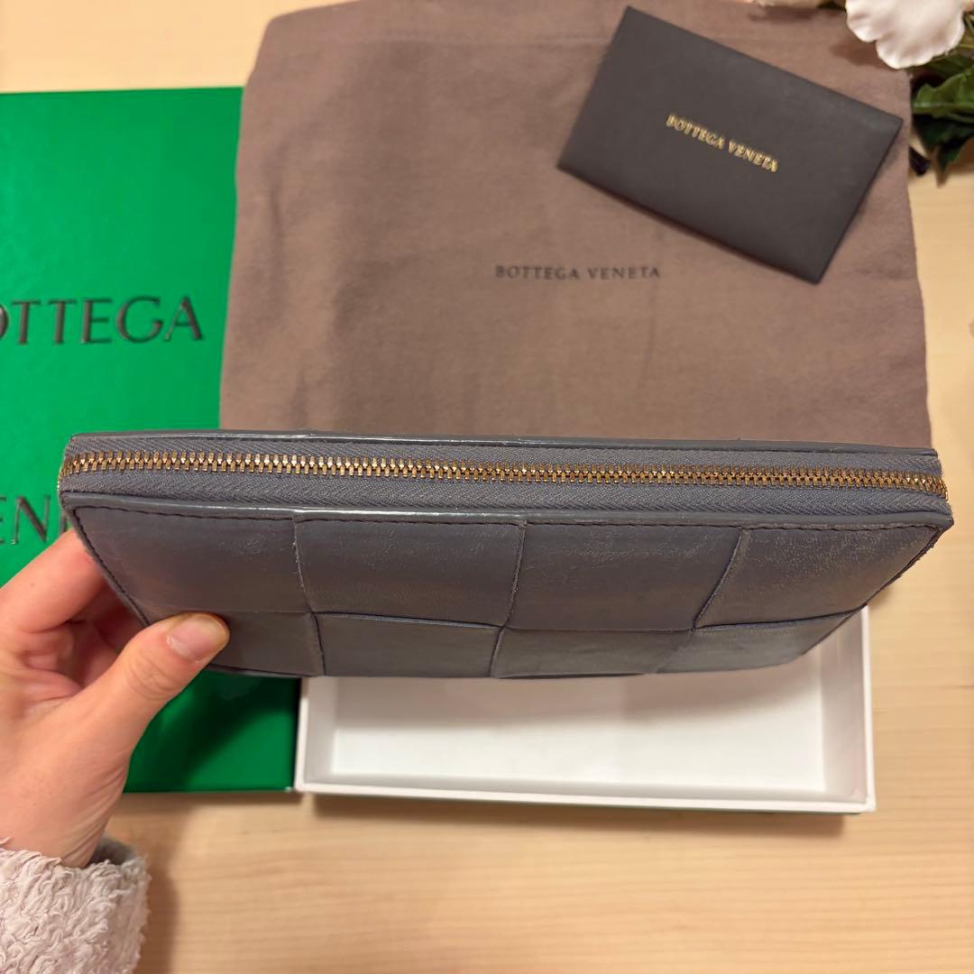 Bottega Veneta 長財布 カセット ジップアラウンド ウォレット