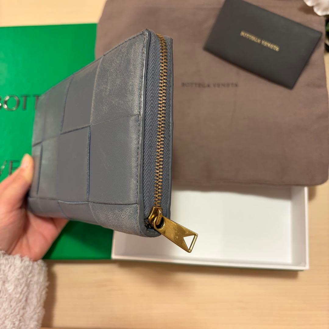 Bottega Veneta 長財布 カセット ジップアラウンド ウォレット