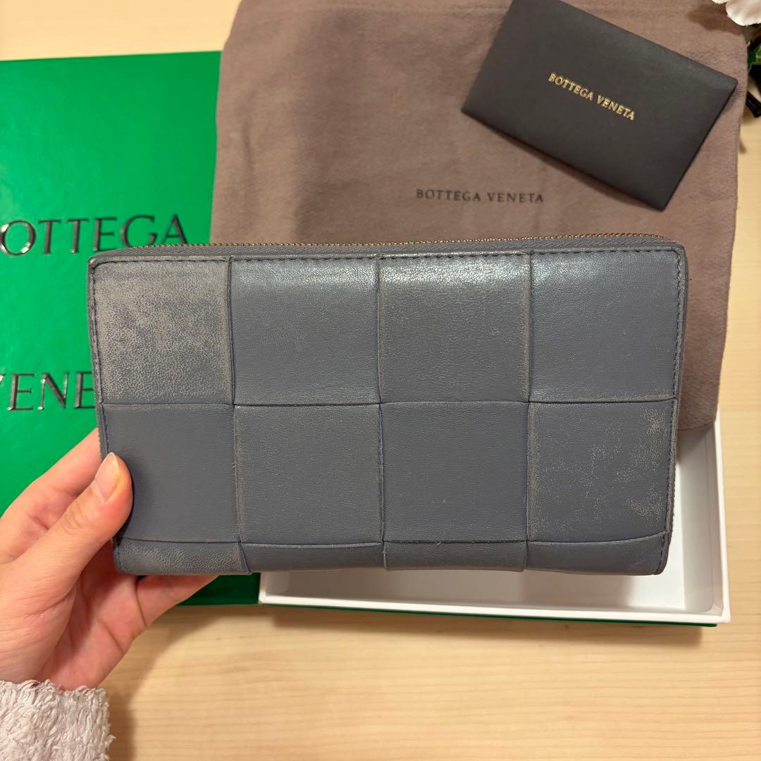 Bottega Veneta 長財布 カセット ジップアラウンド ウォレット