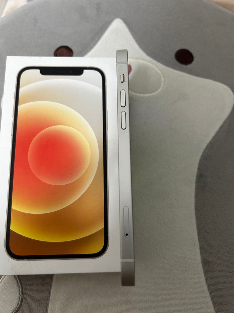 iPhone12 本体 64GB SIMフリー ホワイト アイフォン アイホン
