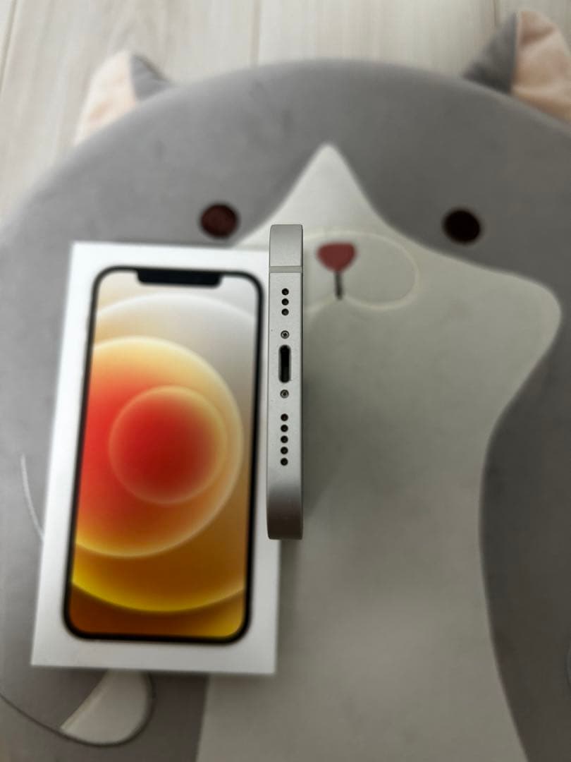 iPhone12 本体 64GB SIMフリー ホワイト アイフォン アイホン