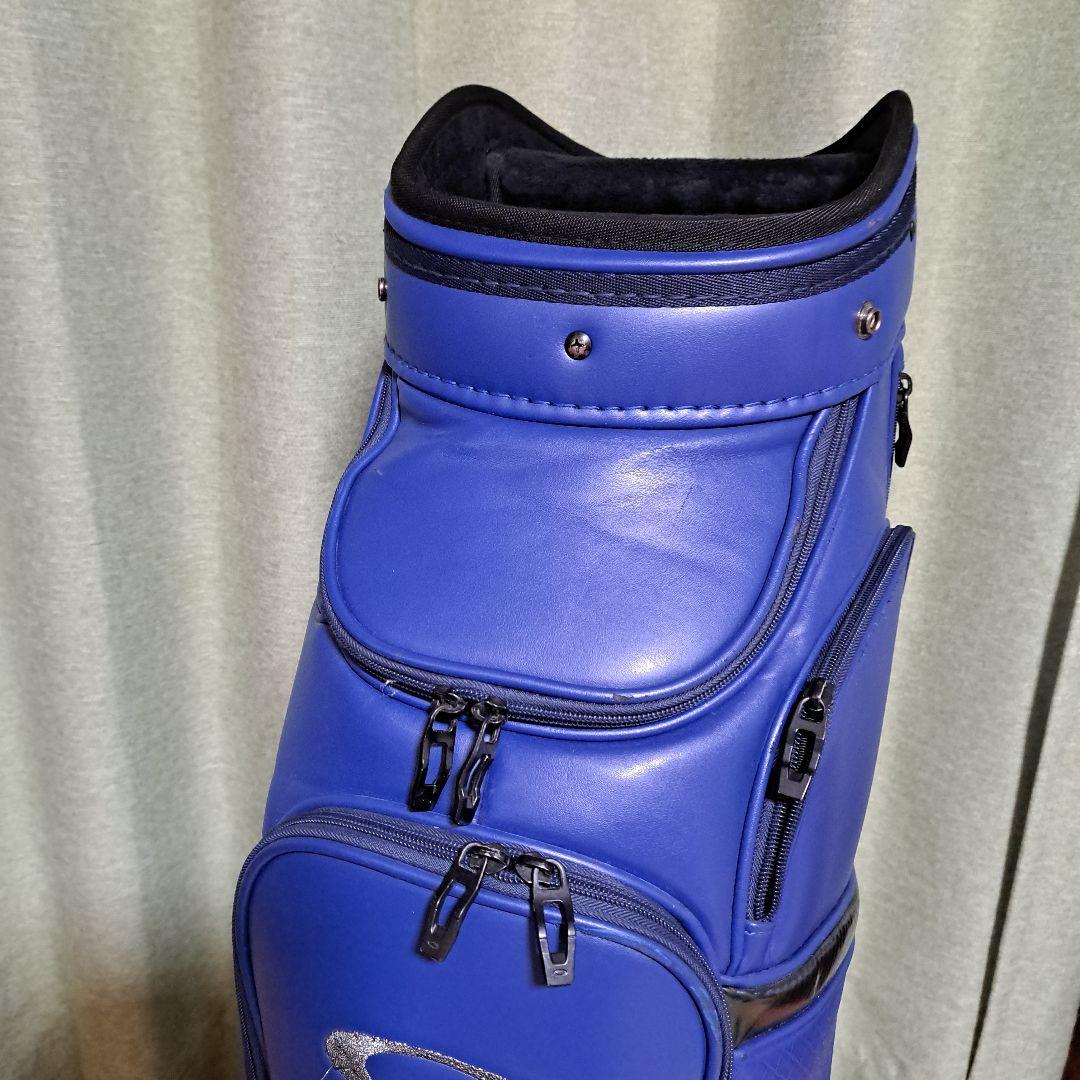 Oakley キャディバッグ 。フード付き。9.5インチ。まぁまぁ美品。