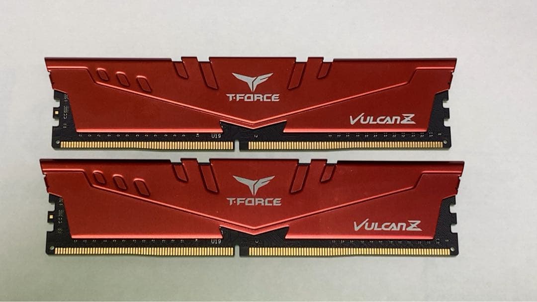 Team DDR4 3200Mhz 16GB(8GBx2枚)