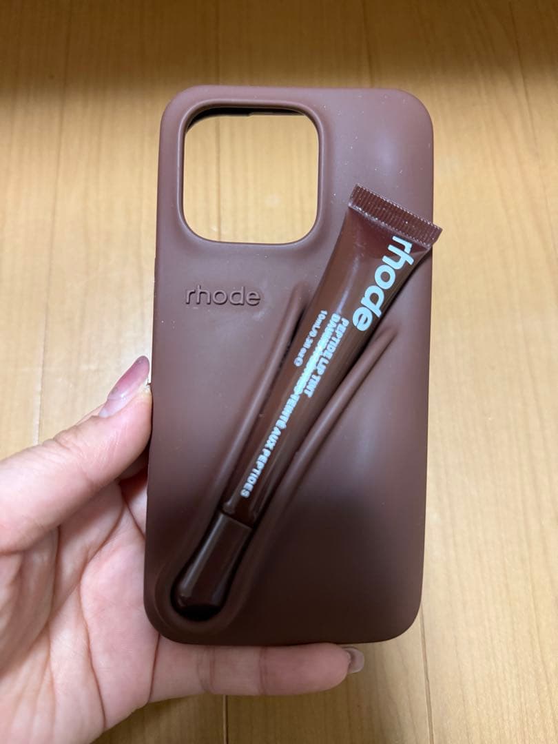 rhode Lip Case ブラウン　iPhone16pro ケースのみ