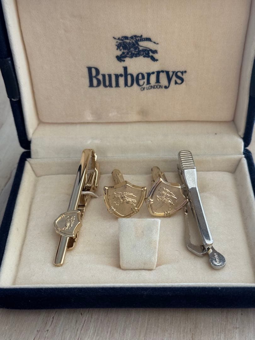 【Burberrys】ネクタイ・カフスピンセット 【未使用】