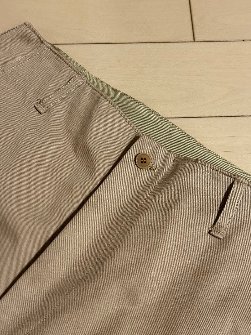 【美品】john smedley　ベージュ チノパン