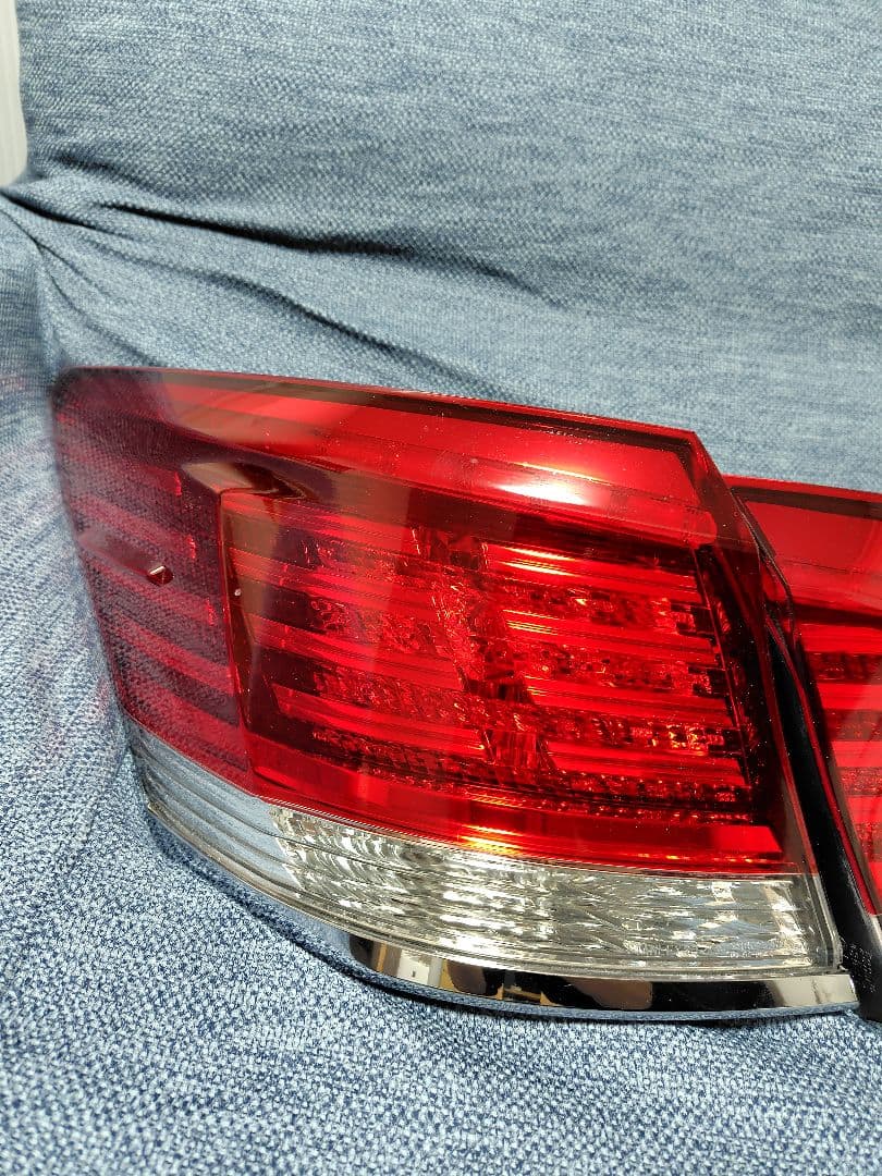 210系　クラウン　ロイヤルテール