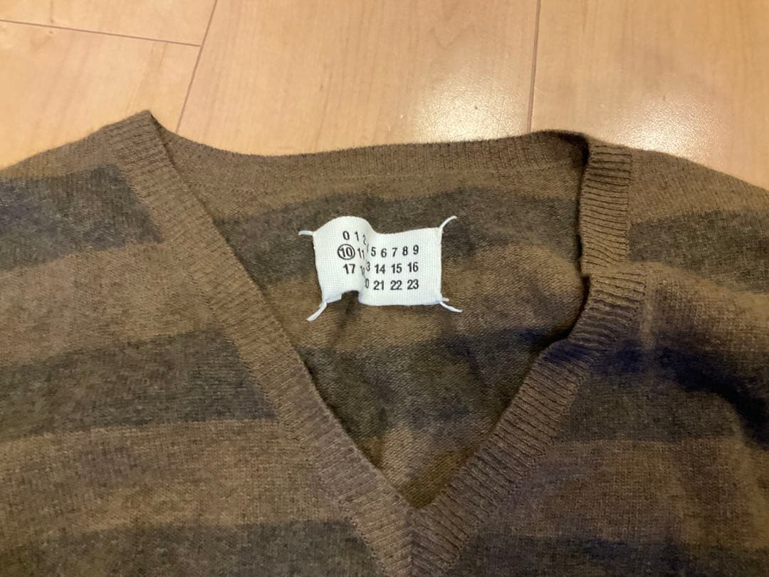 マルジェラ　ボーダーニット