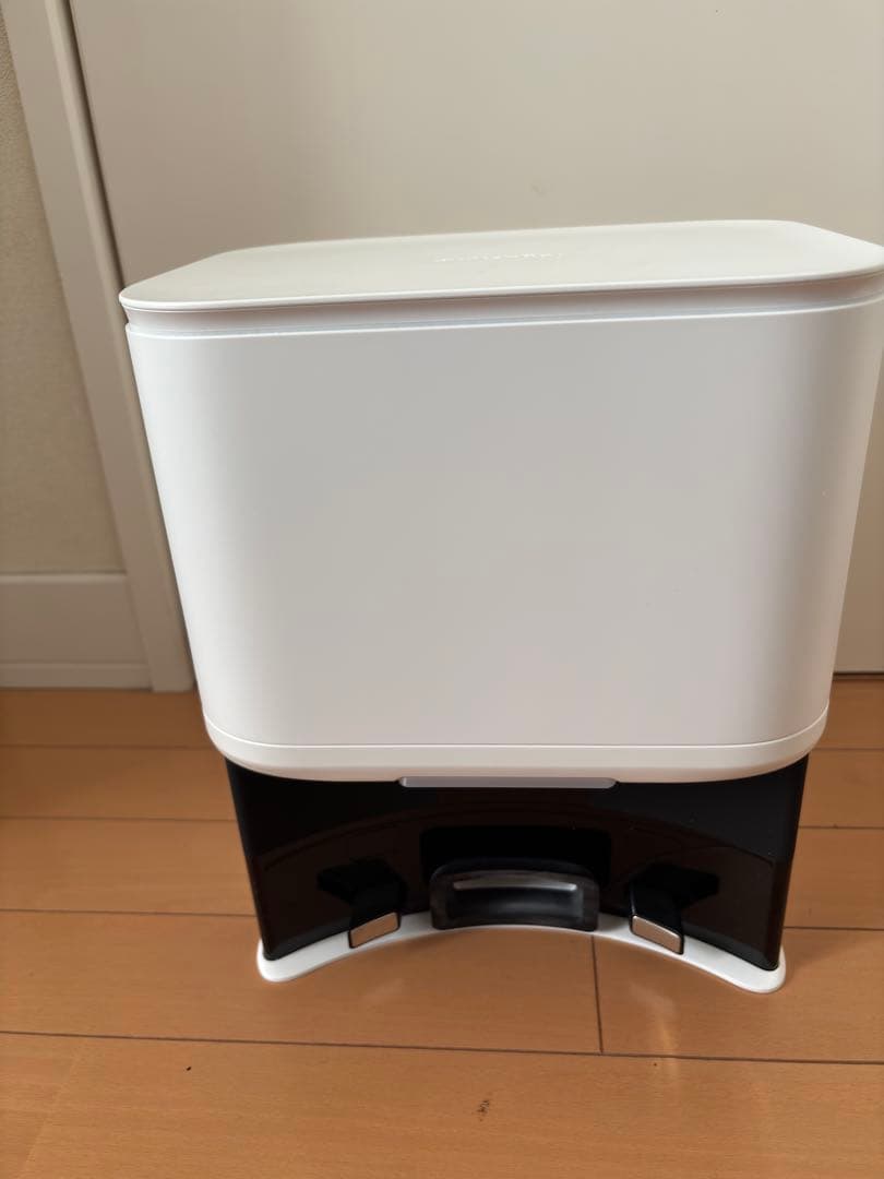 SwitchBot ロボット掃除機 K10+