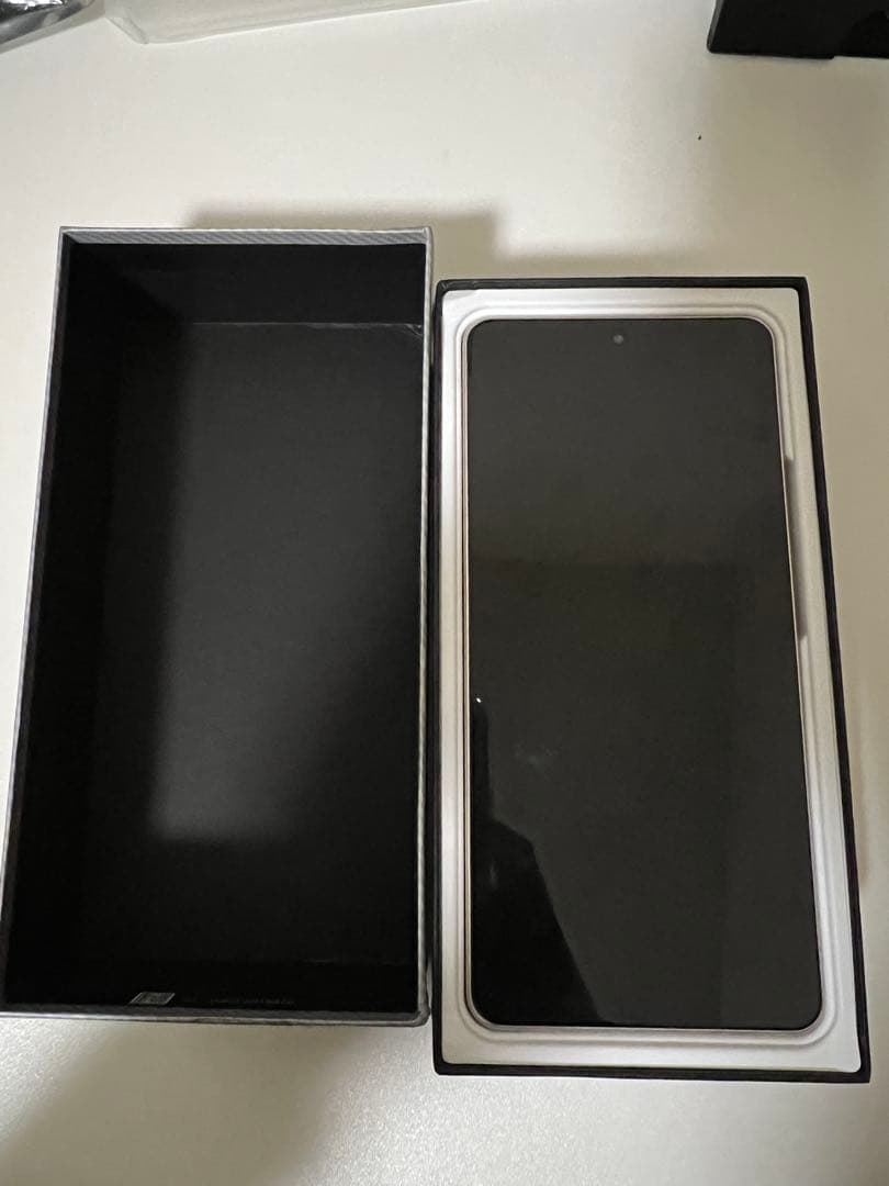 Z10 Turbo Pro 12GB/256GB チタン