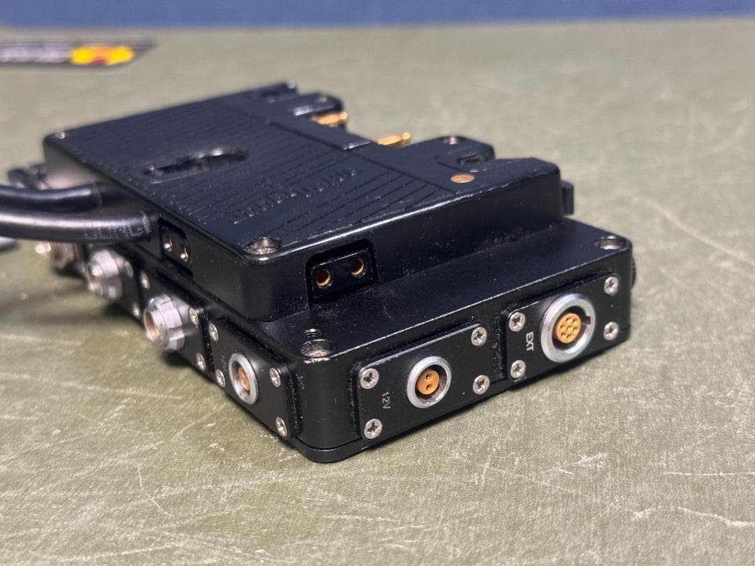 ARRI ALEXA Mini用 D-Boxバッテリープレート