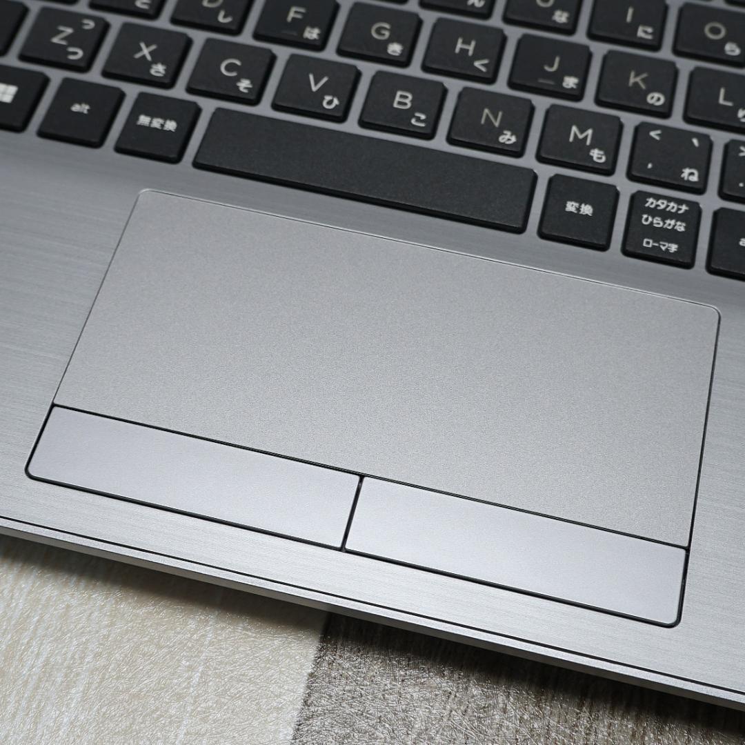 メモリ増設済み✨美品の２０２３年製✨１２世代コアｉ５に超高速ＳＳＤ✨フルＨＤ液晶