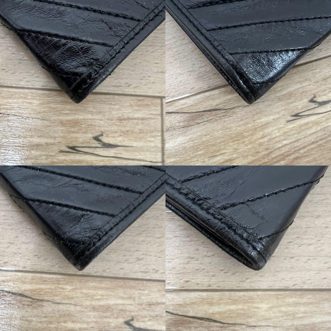 美品 イヴサンローラン Vステッチ クラッチバッグ カサンドラロゴ レザー 黒色