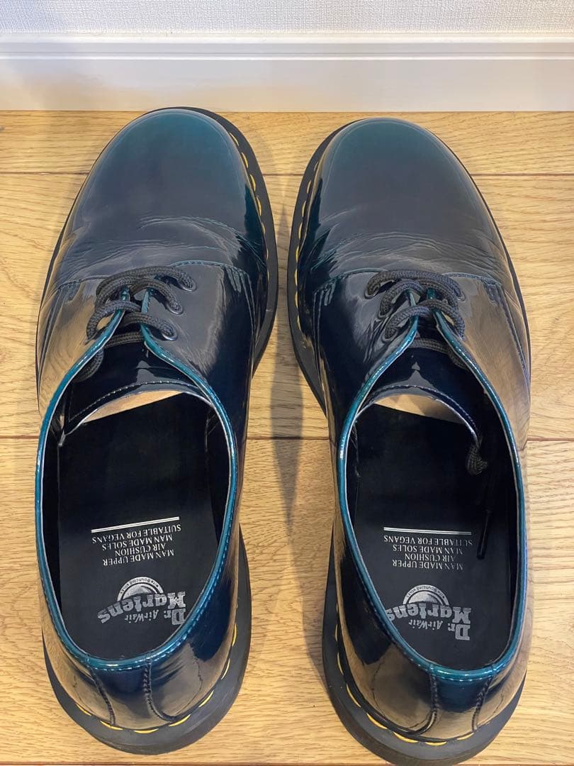 【イギリス購入品】ドクターマーチン ビーガン1461 UK11エナメル　グリーン