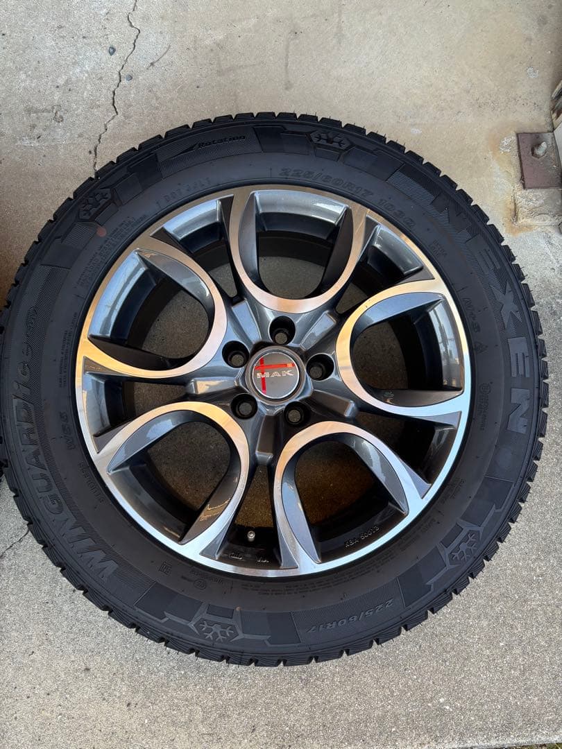 スタッドレスタイヤ・ホイールセット4本 225/60R17