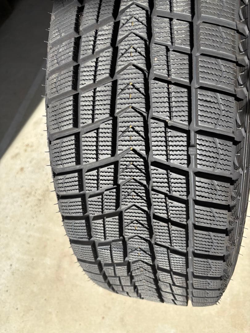 スタッドレスタイヤ・ホイールセット4本 225/60R17