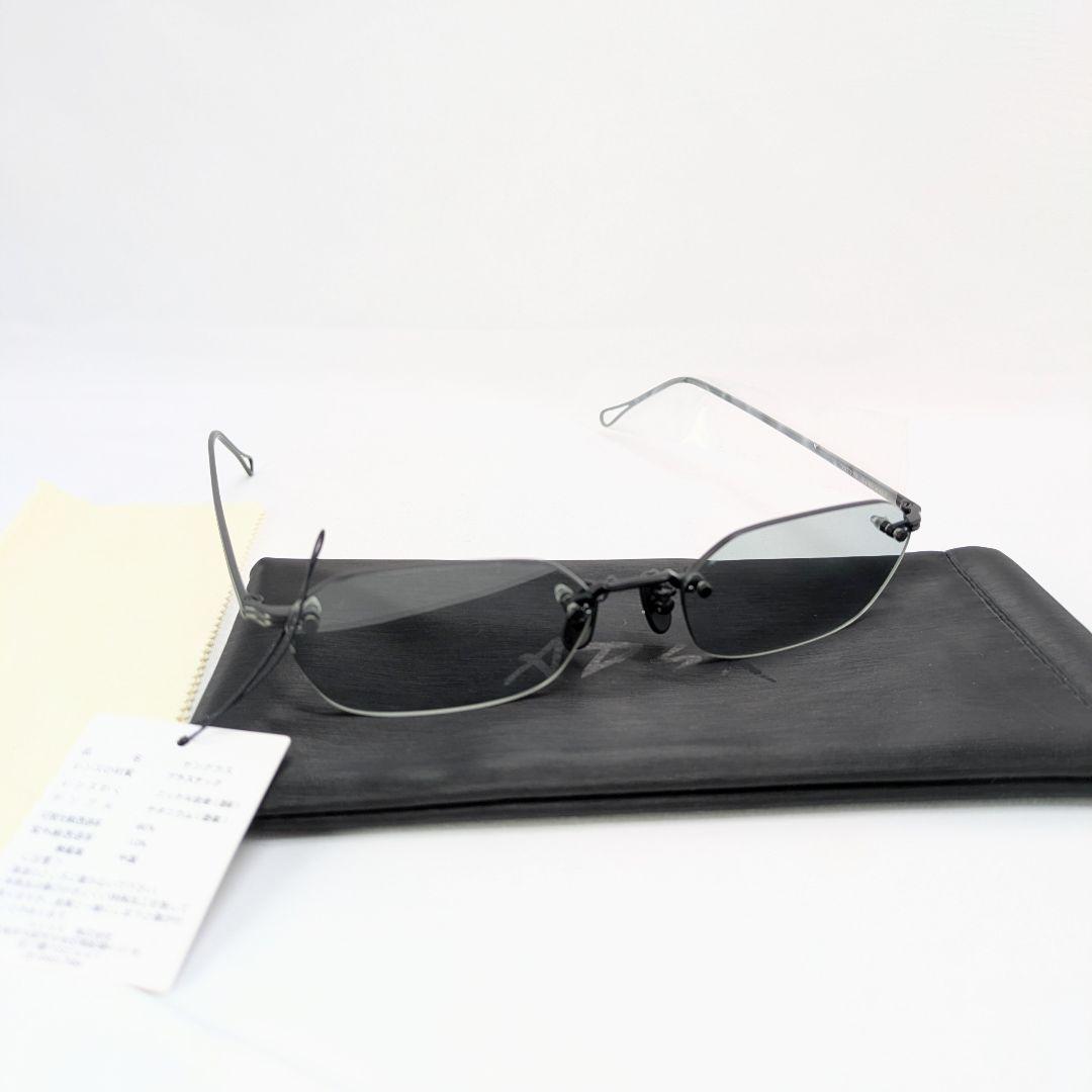 美品 ADSR VATH 01 サングラス エーディーエスアール リムレス 黒