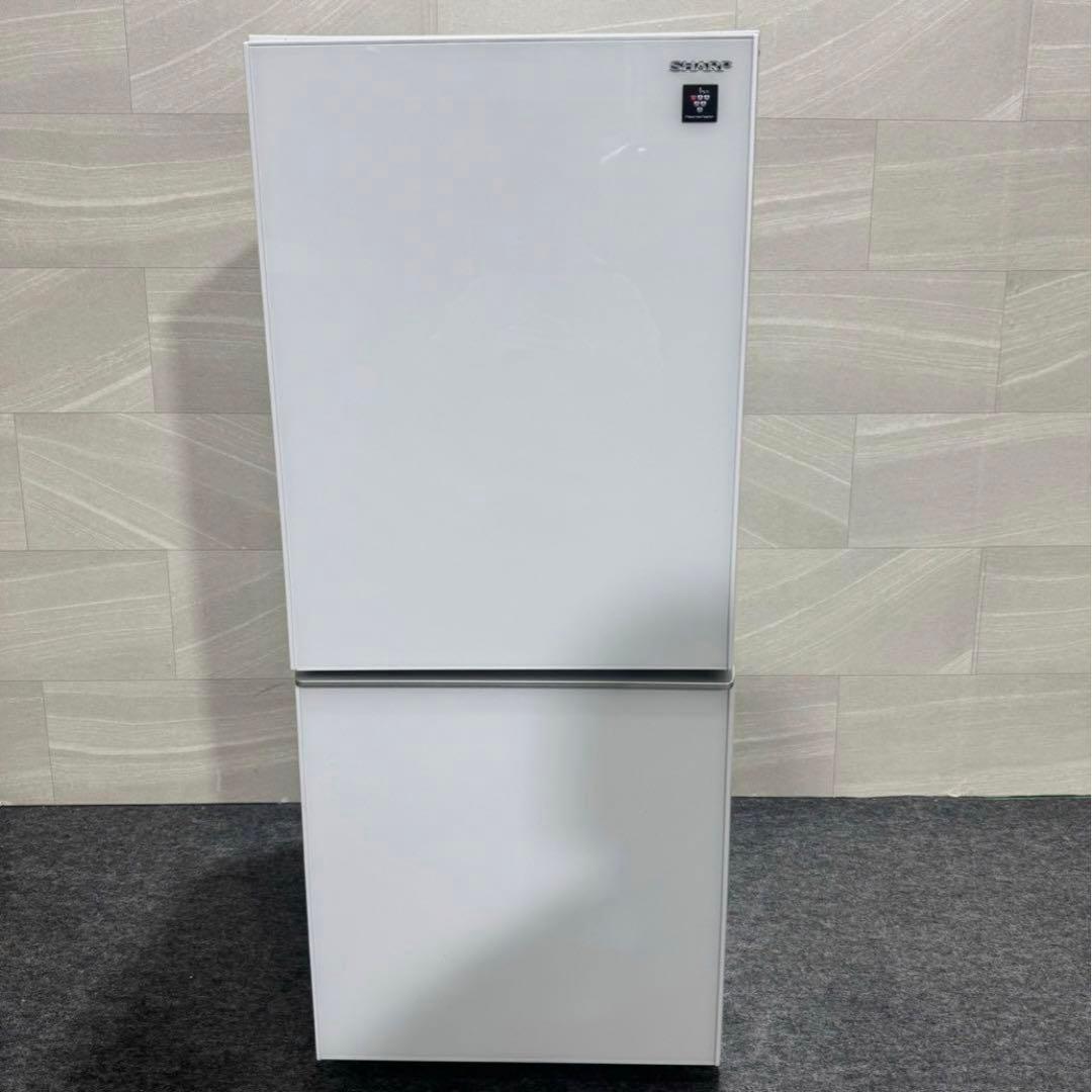 シャープ 冷凍冷蔵庫　SJ-GD14F-W 137L 2019年