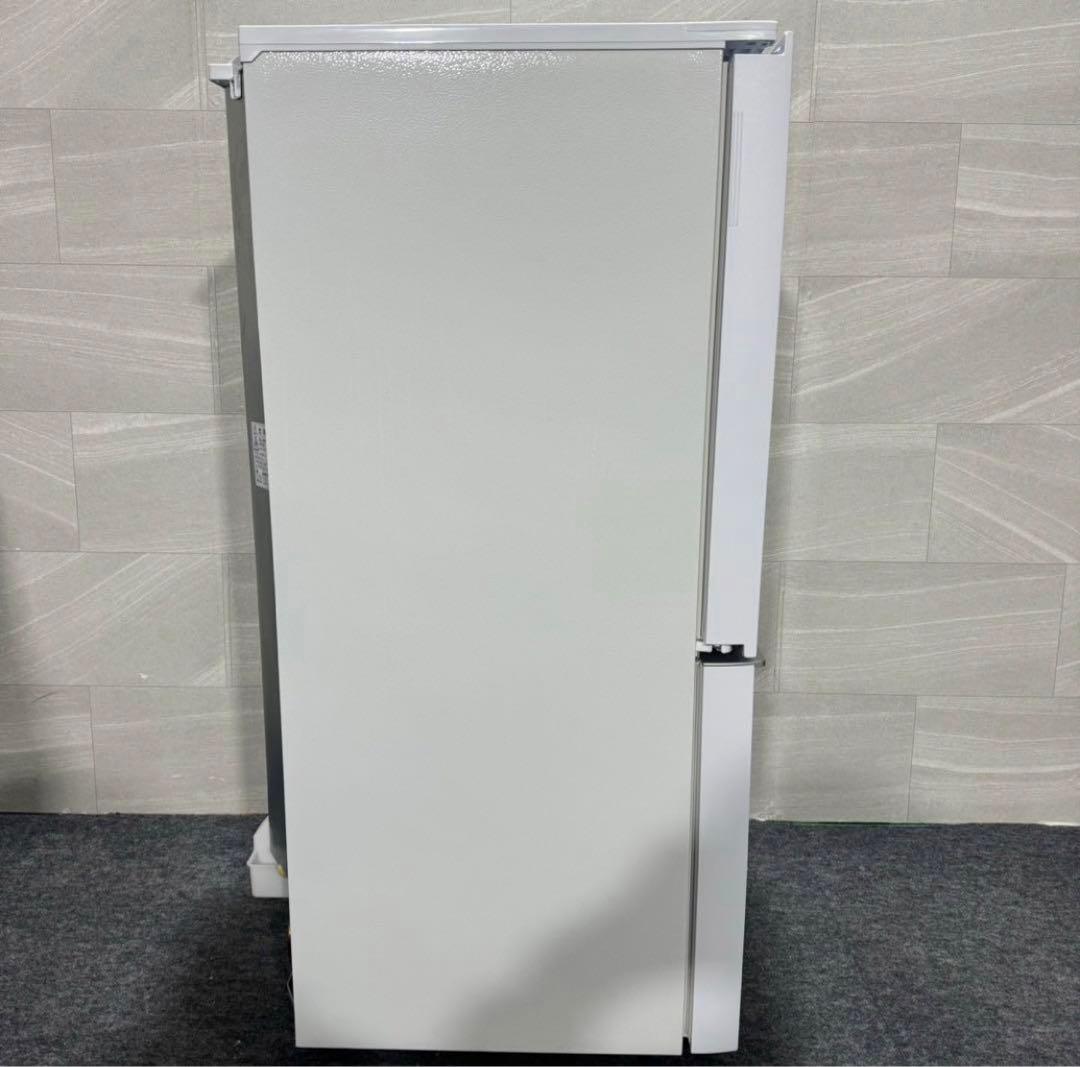 シャープ 冷凍冷蔵庫　SJ-GD14F-W 137L 2019年