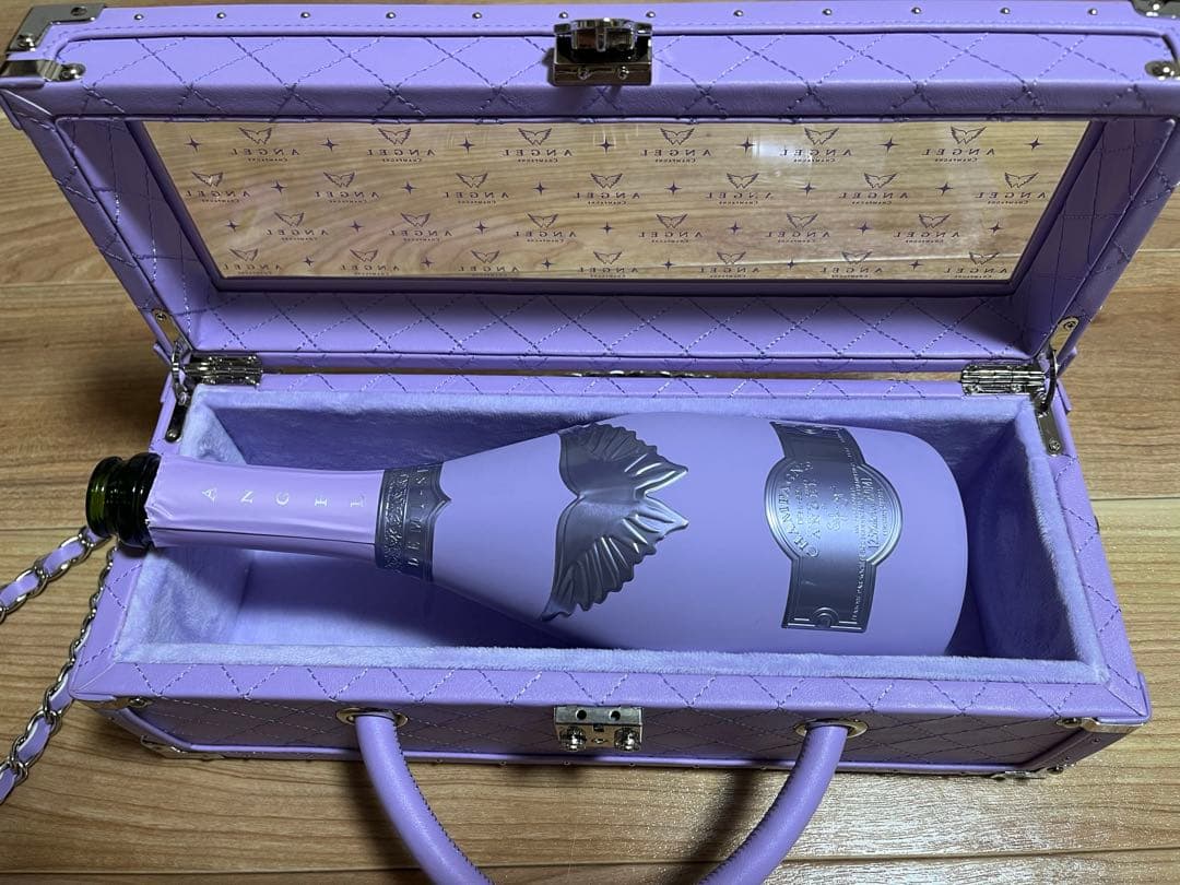 エンジェル シャンパン ハロウィン限定 紫