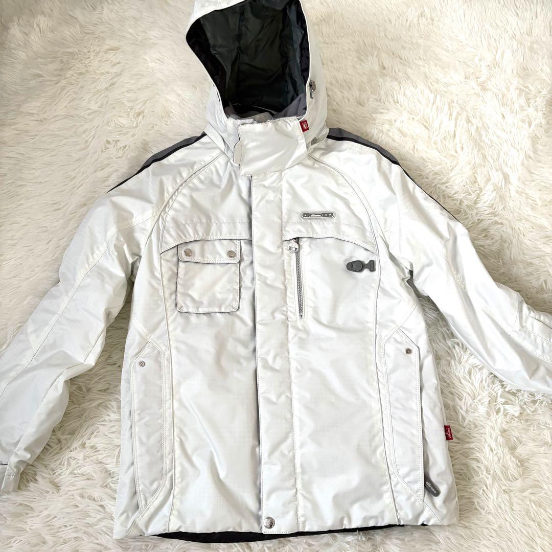 美品☆ellesse ITALY エレッセ　スキーウェア　上S 下M ホワイト