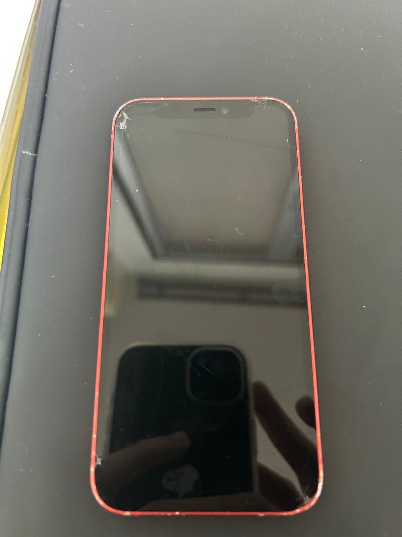 【ジャンク】iPhone12mini 64GB レッド（アウトカメラ不調）