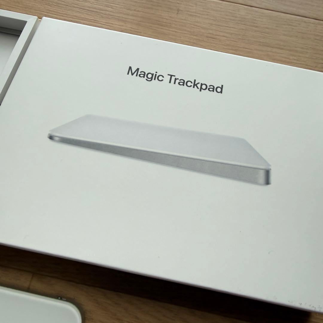 Magic Trackpad ホワイト 第3世代 USB-C MK2D3ZA/A