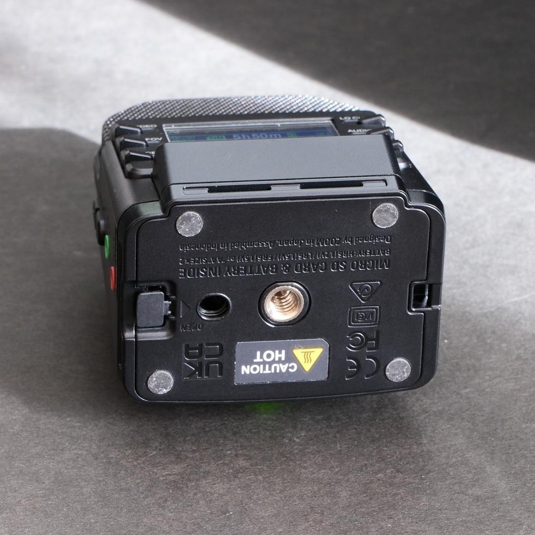 ビデオカメラ ZOOM Handy Video Recorder Q2n-4K