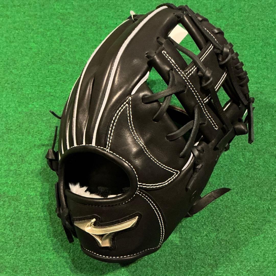 ミズノ　グローバルエリート 軟式　内野手用　新品未使用品