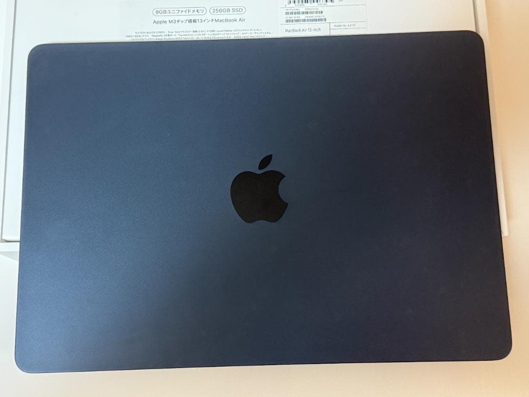 M3チップ搭載13インチMacBook Air - ミッドナイト