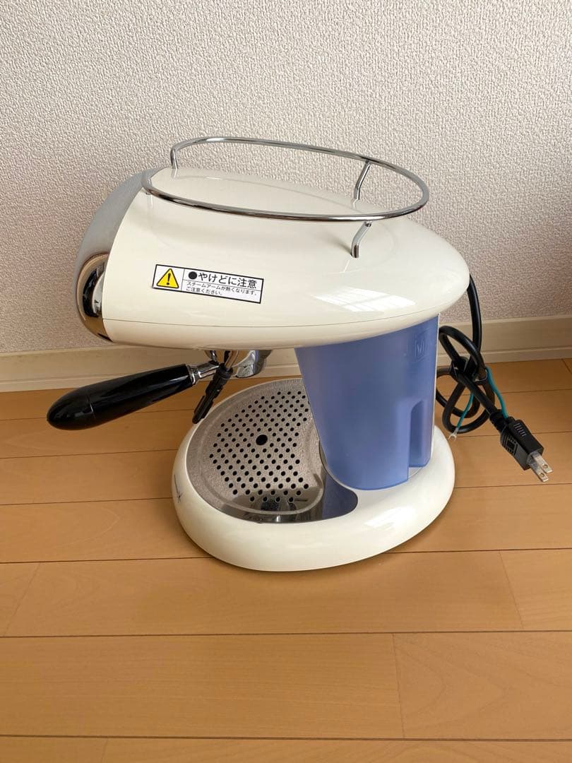 通電確認済 X7.1 illyエスプレッソマシン ホワイト イリー【美品】