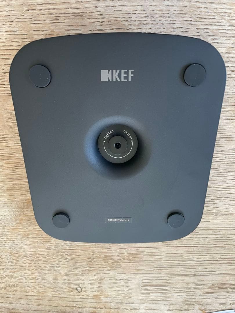 KEF P1 Desk Pad Black lsxII用