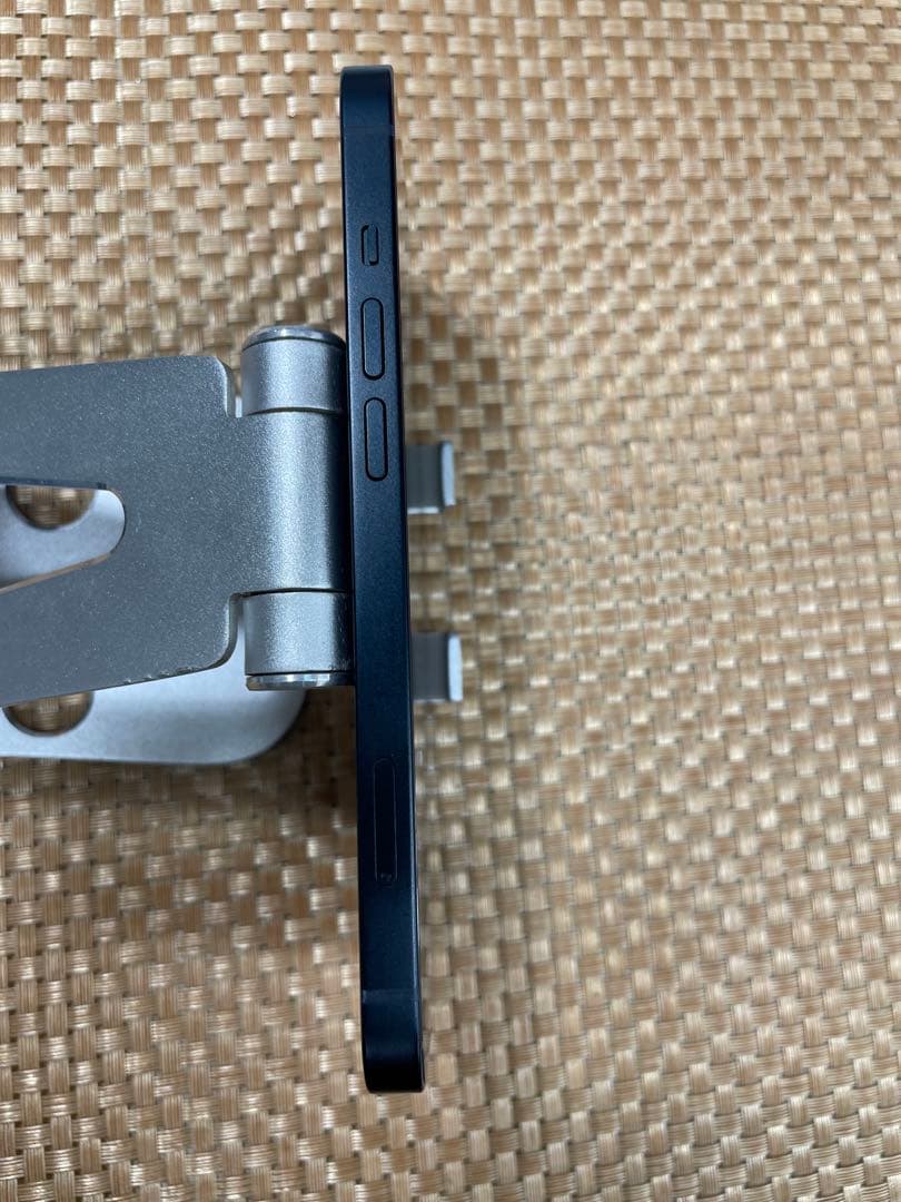 iPhone 13 128 GB ミッドナイトSIMフリー【4663】