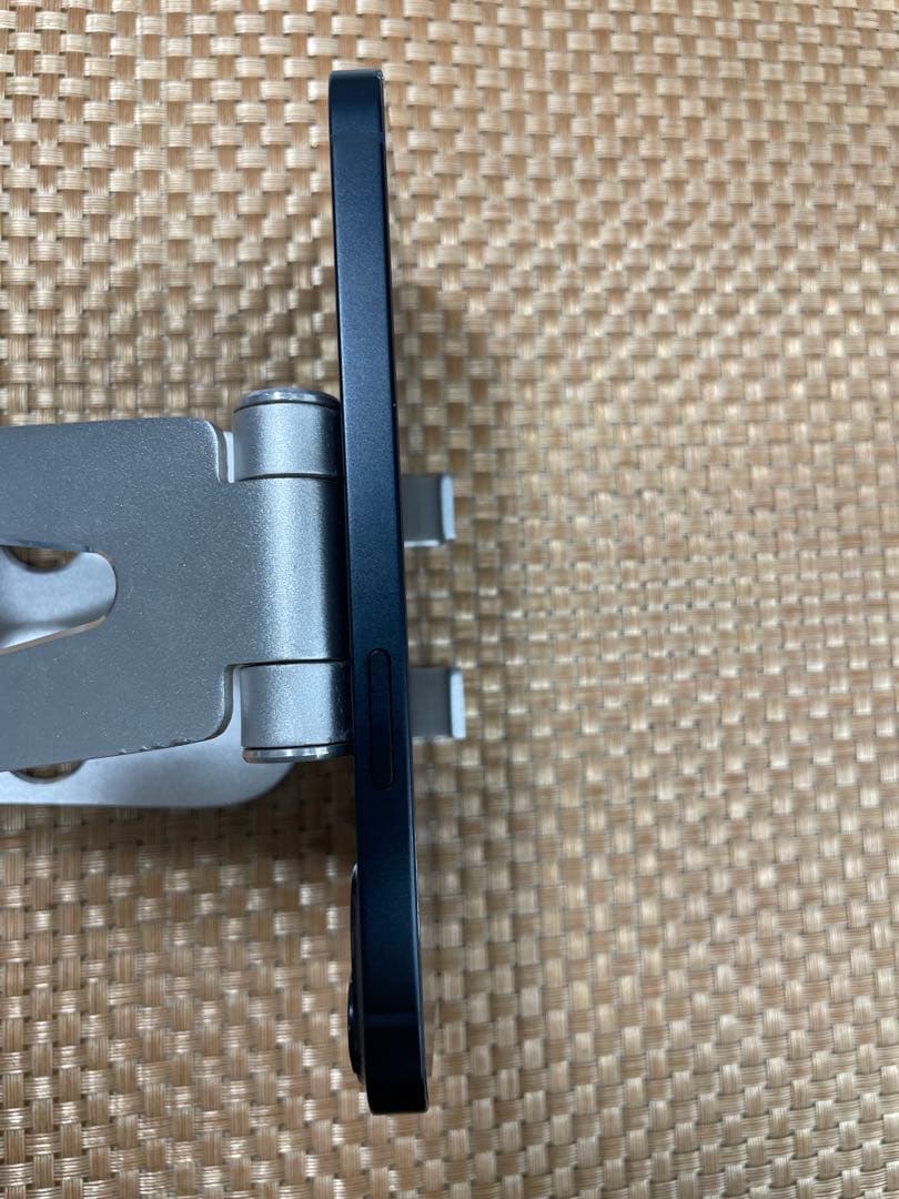 iPhone 13 128 GB ミッドナイトSIMフリー【4663】